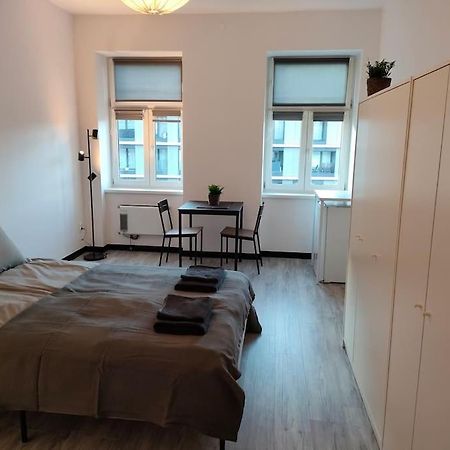 Cozy Room - 10 Min.From Rynek Wrocław Buitenkant foto